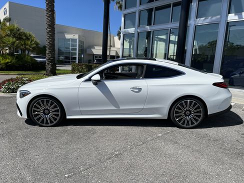 New 2026 Mercedes-Benz CLE 300 4MATIC Coupe image 3