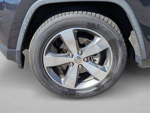 Used 2014 Jeep Grand Cherokee Limited image 9