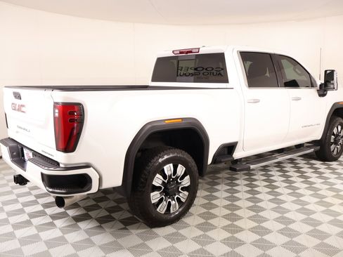 Used 2025 GMC Sierra 2500 Denali AWD/4WD image 21