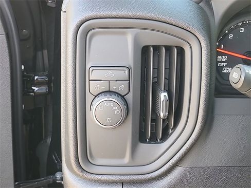 New 2026 Chevrolet Silverado 1500 Custom image 19