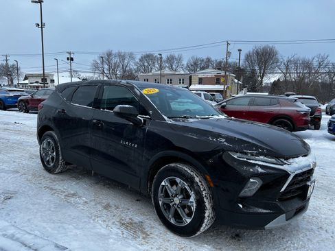 Used 2023 Chevrolet Blazer LT w/ Driver Confidence Package image 3