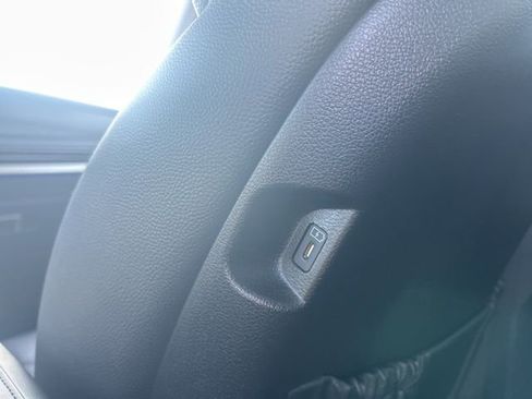 Used 2024 Hyundai Palisade Limited image 28