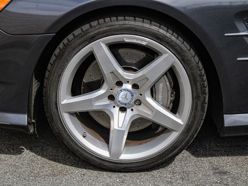 Used 2014 Mercedes-Benz SL 550 image 11