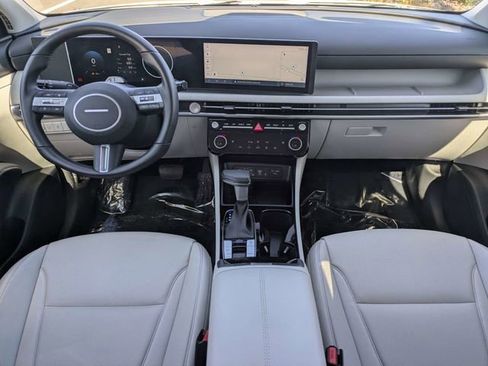 Used 2025 Hyundai Tucson SEL image 16