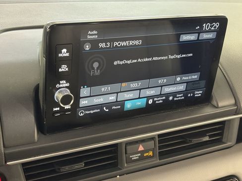 Used 2023 Honda Pilot Touring image 17