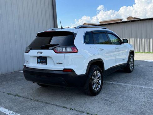 Used 2019 Jeep Cherokee Latitude Plus w/ Comfort/Convenience Group AWD/4WD image 5