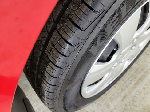 Used 2023 Kia Soul LX image 11