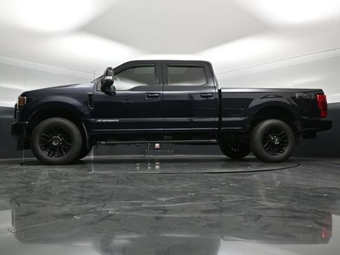 Used 2022 Ford F250 Lariat w/ Black Appearance Package AWD/4WD image 53