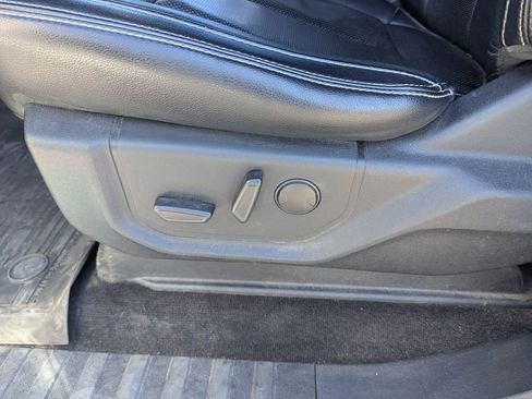 Used 2019 Ford F150 Lariat w/ Equipment Group 502A Luxury image 29