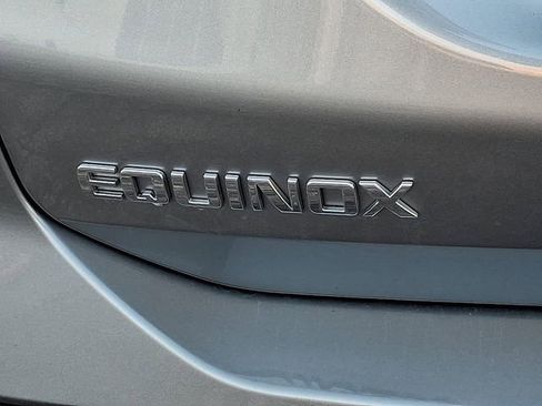Used 2024 Chevrolet Equinox LT FWD image 30