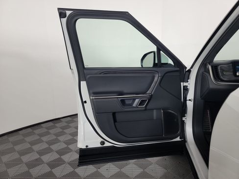 Used 2023 Rivian R1S Launch Edition Quad AWD/4WD image 16