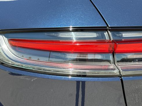 Used 2019 Porsche Macan AWD/4WD image 38