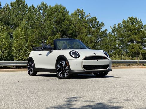 Used 2026 MINI Cooper S FWD image 2