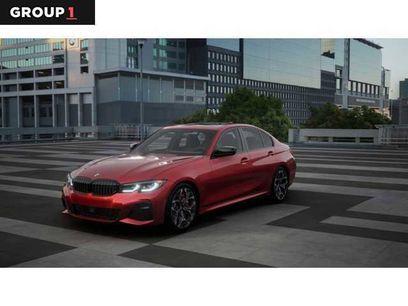 New 2025 BMW 330i Sedan w/ M Sport Package