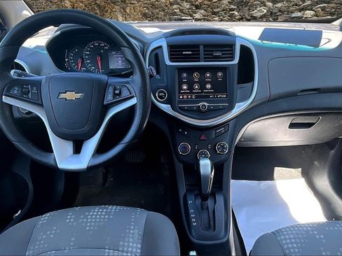 Used 2020 Chevrolet Sonic LT image 14