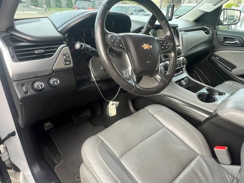 Used 2018 Chevrolet Tahoe LT w/ Luxury Package AWD/4WD image 15
