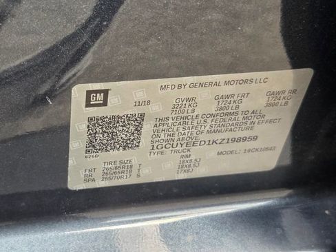 Used 2019 Chevrolet Silverado 1500 RST image 25