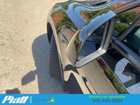 Used 2020 Tesla Model Y Long Range AWD/4WD image 20