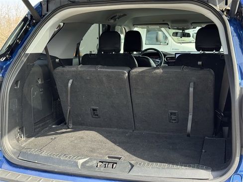 Used 2021 Ford Explorer XLT w/ Equipment Group 202A image 33