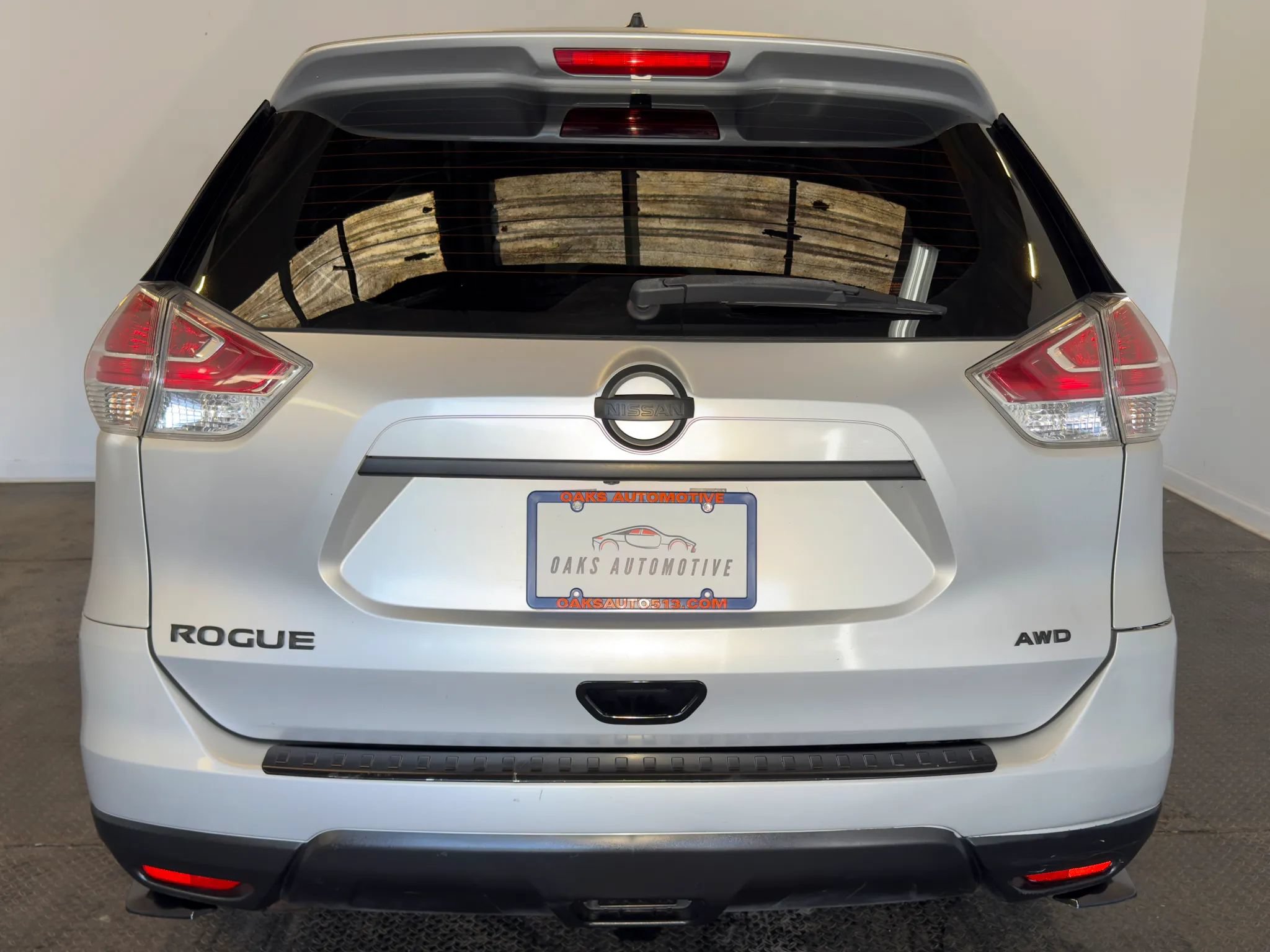 Used 2015 Nissan Rogue S AWD/4WD image 7