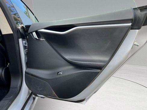 Used 2016 Tesla Model S P100D image 26