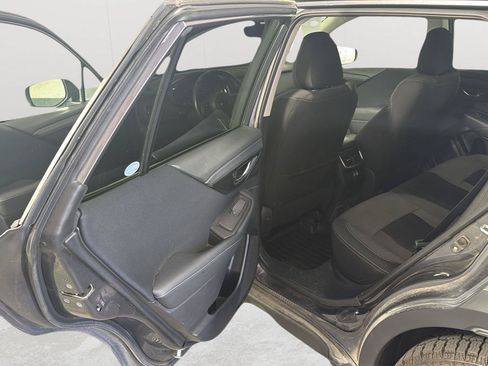 Used 2023 Subaru Outback Premium AWD/4WD image 11