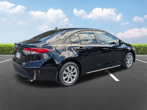 New 2026 Toyota Corolla LE image 4