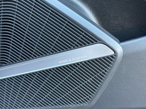 Used 2024 Audi Q5 2.0T Prestige w/ Prestige Package image 21