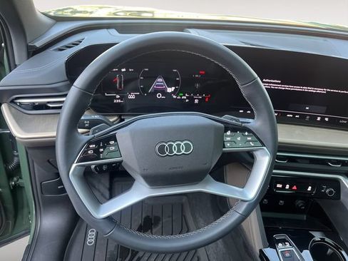 Used 2025 Audi Q5 Premium Plus AWD/4WD image 13