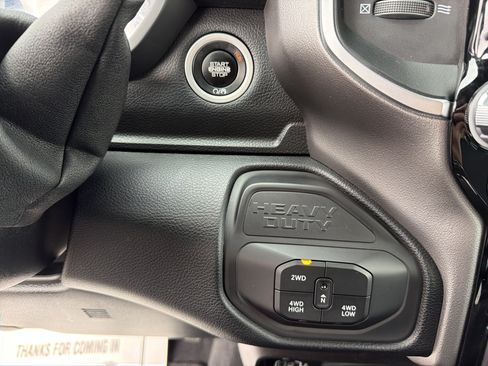 Used 2026 RAM 2500 Big Horn AWD/4WD image 22