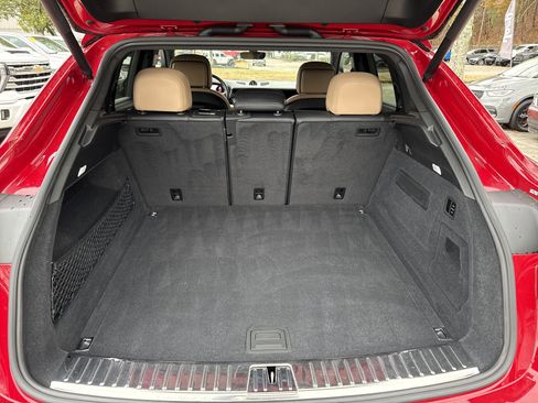 Used 2024 Porsche Cayenne Coupe image 19