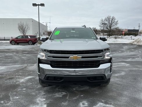 Used 2021 Chevrolet Silverado 1500 LT image 2
