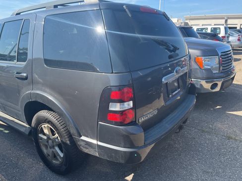 Used 2007 Ford Explorer XLT image 7