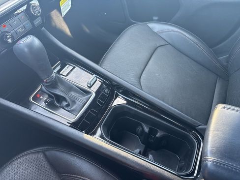 Used 2023 Jeep Compass Limited w/ Elite Group image 15