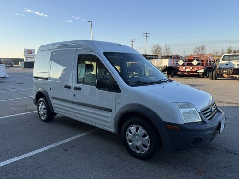 Used 2013 Ford Transit Connect XL image 3