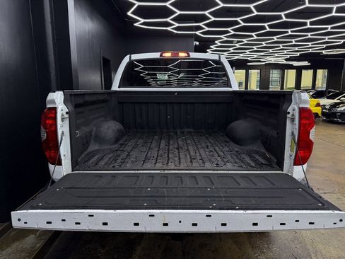 Used 2018 Toyota Tundra SR5 w/ TRD Off Road Package AWD/4WD image 28