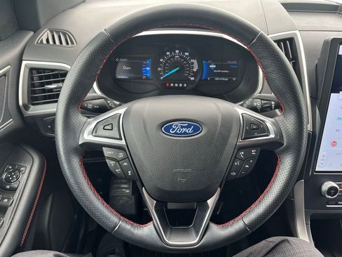 Used 2021 Ford Edge ST-Line image 18