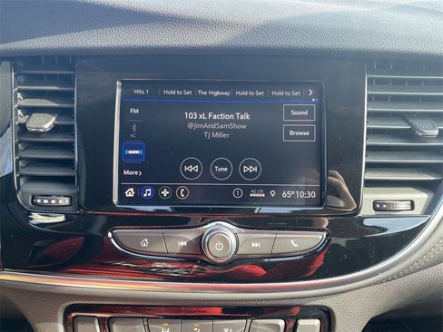 Used 2022 Buick Encore Preferred w/ Safety Package image 18