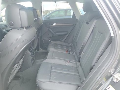 Used 2023 Audi Q5 e Prestige w/ Prestige Package image 13