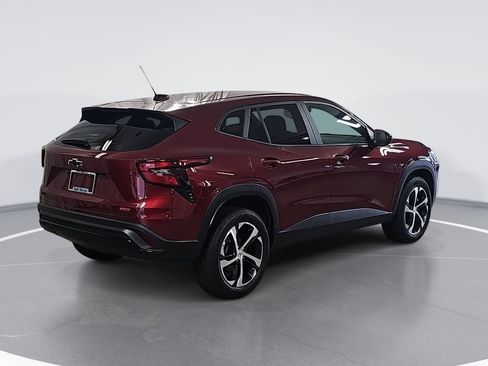 Used 2024 Chevrolet Trax RS FWD image 3