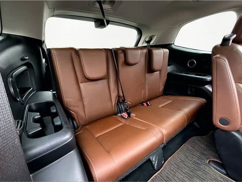 Used 2019 Subaru Ascent Touring w/ Popular Package #3 image 25