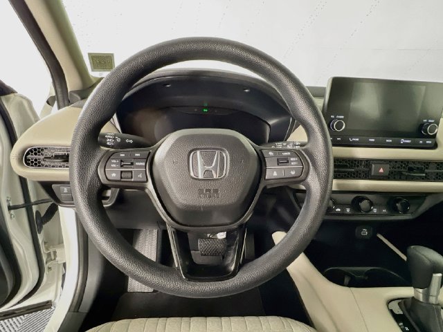 Used 2024 Honda HR-V LX image 13