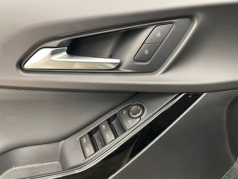 New 2026 Chevrolet Equinox LT w/ Safety and Technology Package AWD/4WD image 10