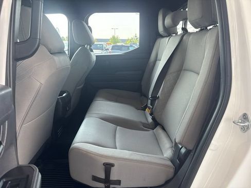 Used 2024 Toyota Tacoma SR5 AWD/4WD image 11