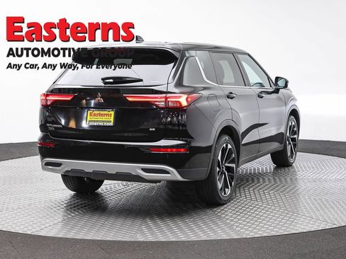 Used 2024 Mitsubishi Outlander SE AWD/4WD image 5