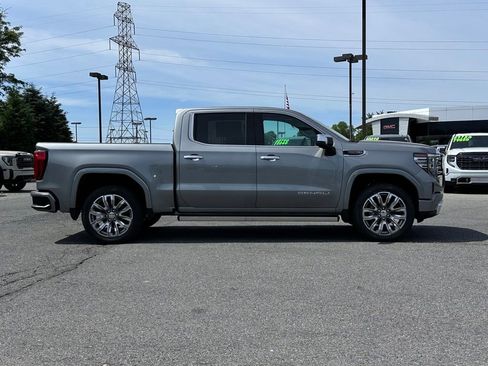 New 2026 GMC Sierra 1500 Denali w/ Denali Reserve Package AWD/4WD image 3