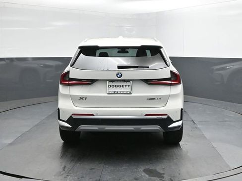 New 2026 BMW X1 xDrive28i w/ Convenience Package image 8