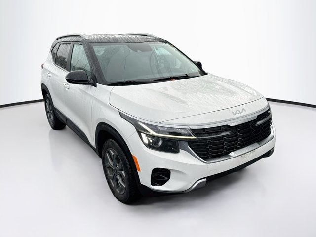 Certified 2024 Kia Seltos S AWD/4WD image 3