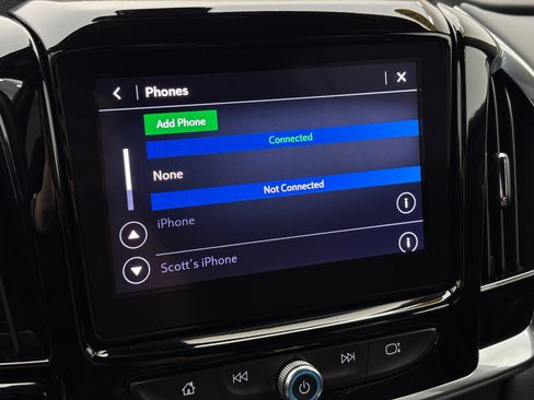 Used 2023 Chevrolet Traverse LT FWD image 24
