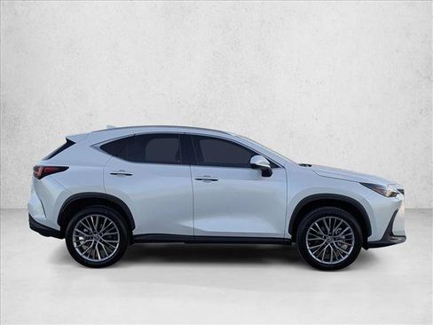 Used 2023 Lexus NX 350h AWD image 4